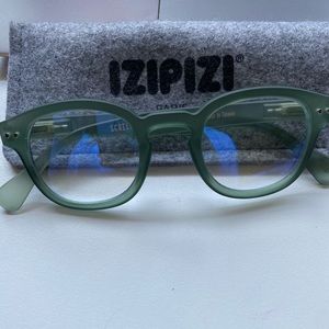 Izipizi screen glasses